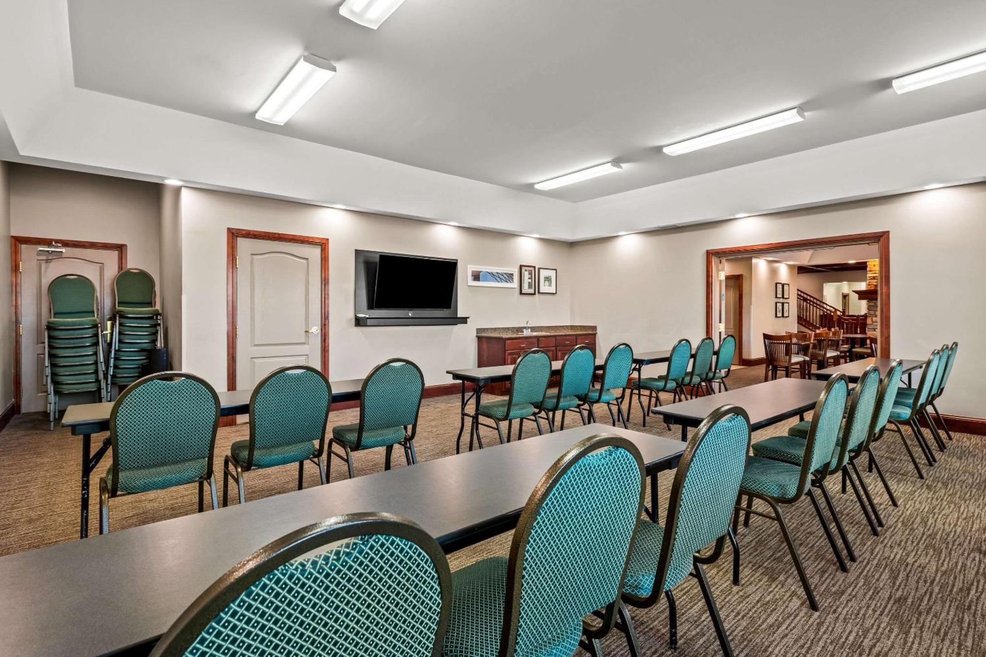Country Inn & Suites By Radisson, Red Wing, Mn Екстер'єр фото